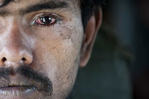 Arakanlı Müslümanlar yağmur suyu içiyor - 10