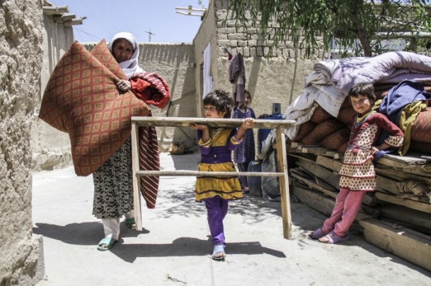 İç savaş mağduru Afgan mülteciler - 823