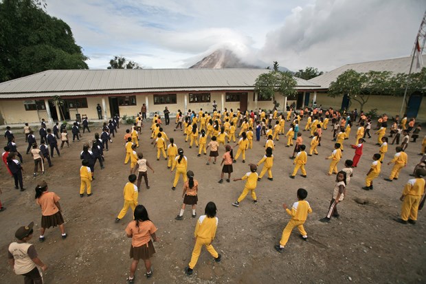 Binlerce kişi tahliye edildi - 23