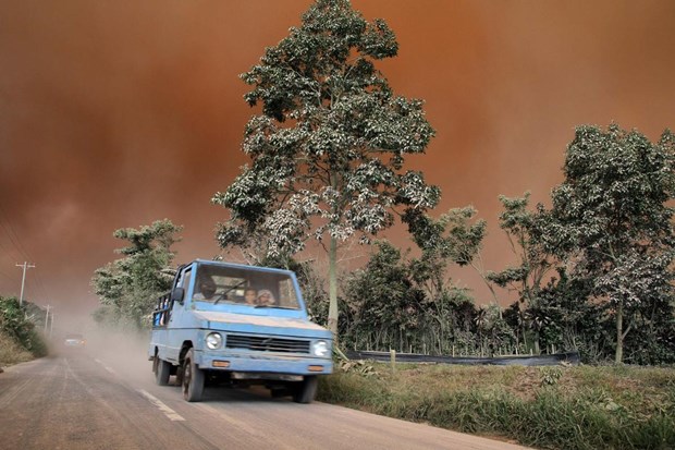 Binlerce kişi tahliye edildi - 16