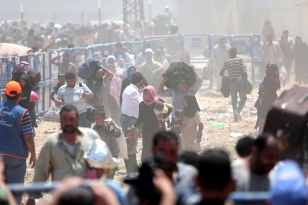 Suriyelilerin kaçışı sürüyor - 12