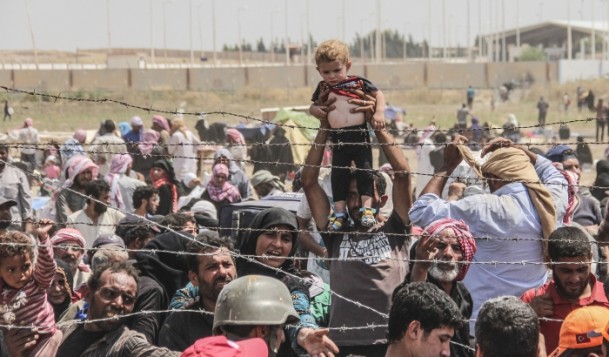 Suriyelilerin kaçışı sürüyor - 5