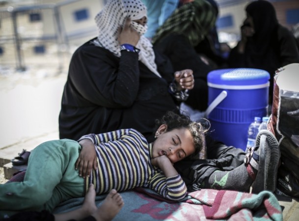 PYD Tel Abyad'a geçişi engelliyor - 1