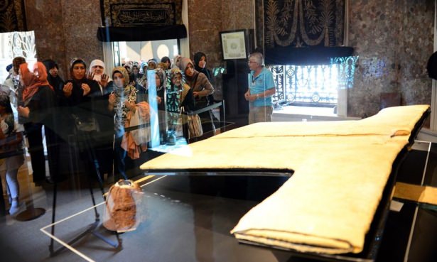 Hırka-i şerif ziyarete açıldı - 12