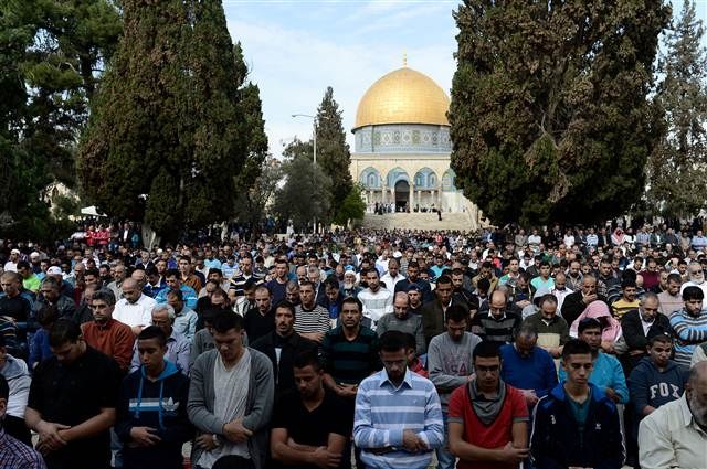 Mescid-i Aksa'da cuma namazı - 8