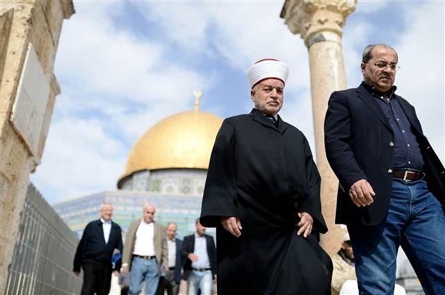 Mescid-i Aksa'da cuma namazı - 7