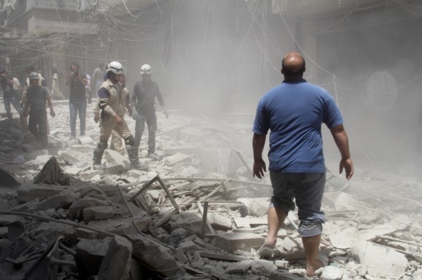 Halep ve Dareyya'ya varil bombalı saldırı - 16