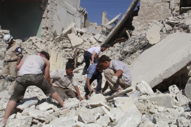 Halep ve Dareyya'ya varil bombalı saldırı - 31