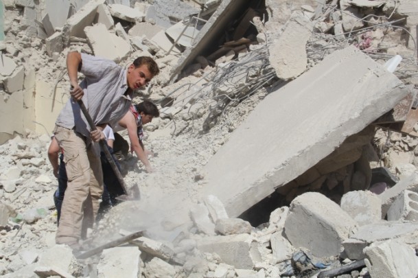 Halep ve Dareyya'ya varil bombalı saldırı - 33