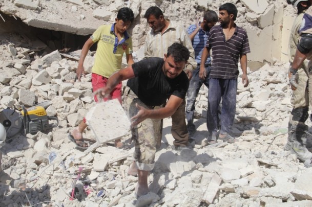 Halep ve Dareyya'ya varil bombalı saldırı - 28