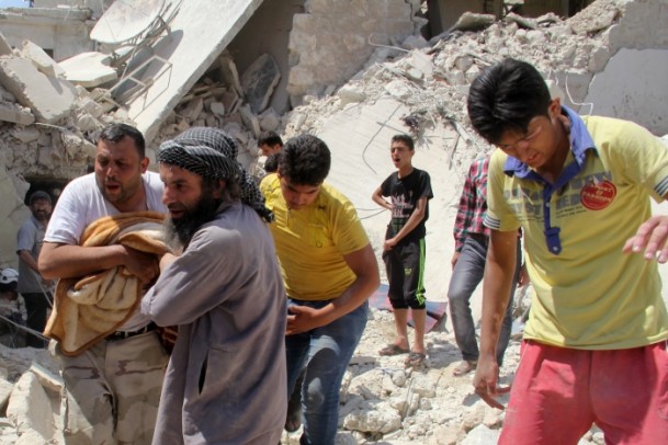 Halep ve Dareyya'ya varil bombalı saldırı - 4