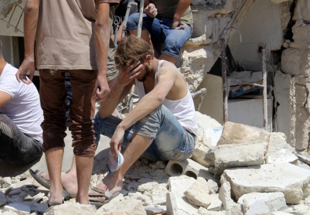 Halep ve Dareyya'ya varil bombalı saldırı - 8