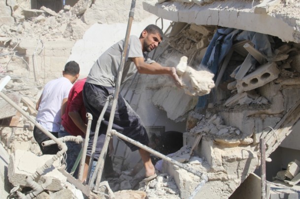 Halep ve Dareyya'ya varil bombalı saldırı - 17