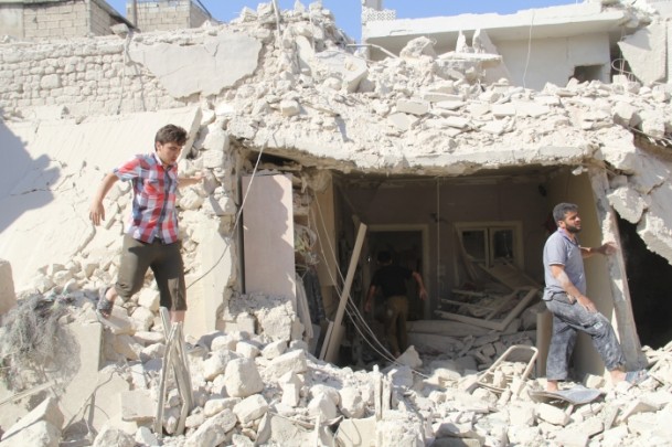 Halep ve Dareyya'ya varil bombalı saldırı - 22