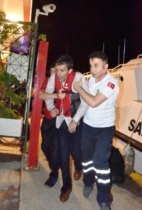 Bodrum'da göçmenleri taşıyan bot battı - 11