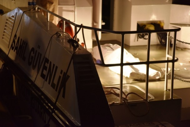 Bodrum'da göçmenleri taşıyan bot battı - 14