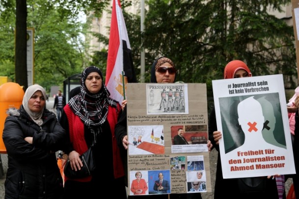 Gazeteci Mansur serbest bırakıldı - 8