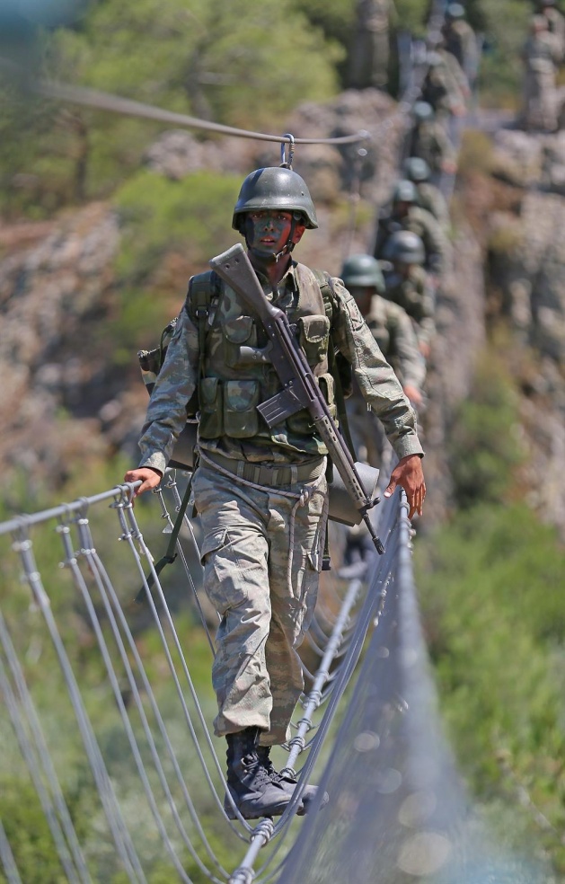 Komandolar böyle eğitiliyor - 19