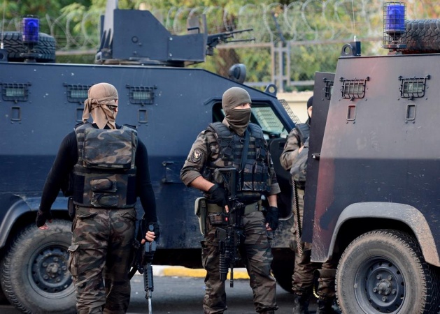 Komandolar böyle eğitiliyor - 15