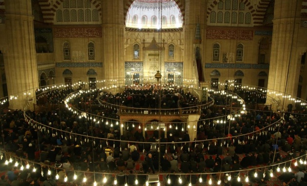 Camilerden 'Kandil' yansımaları - 12