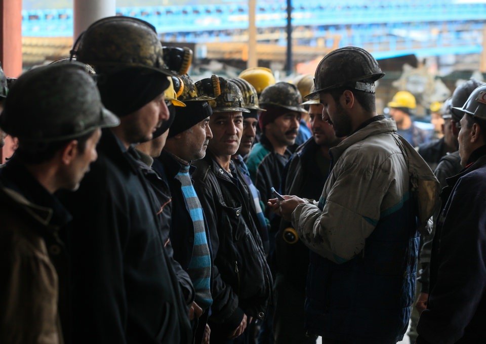 Madencilerin her gün çıktığı zorlu yolculuk - 2