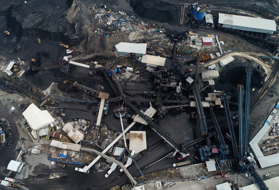 Madencilerin her gün çıktığı zorlu yolculuk - 25