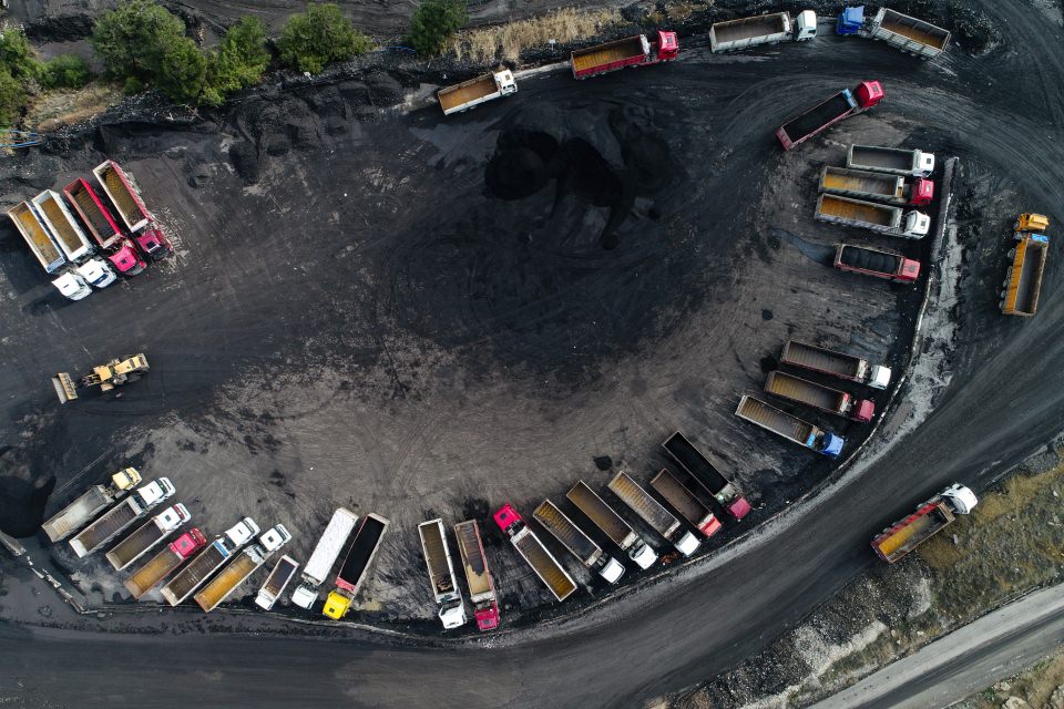 Madencilerin her gün çıktığı zorlu yolculuk - 27