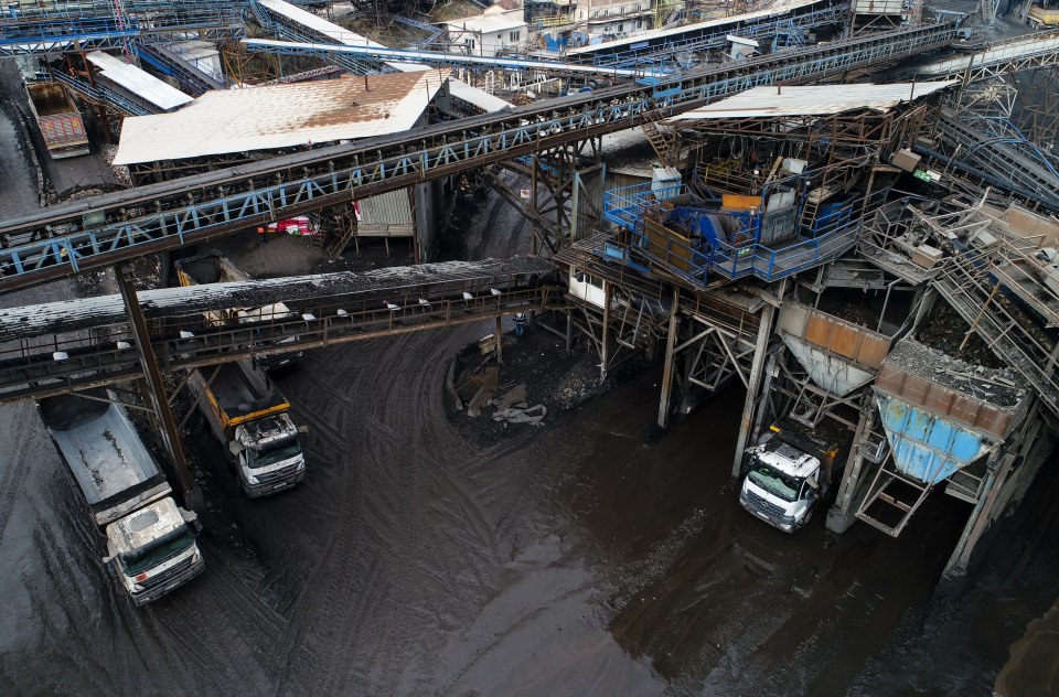 Madencilerin her gün çıktığı zorlu yolculuk - 32