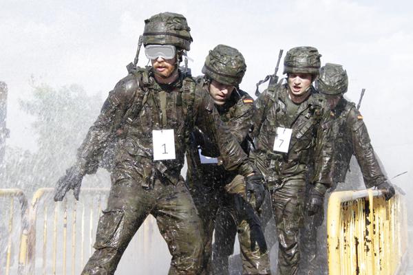 Dünyanın en güçlü ordusuna sahip ülkeler açıklandı - 7