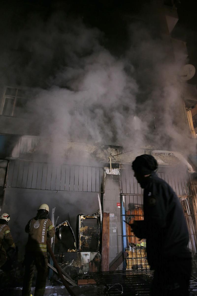 5 katlı binada yangın - 4