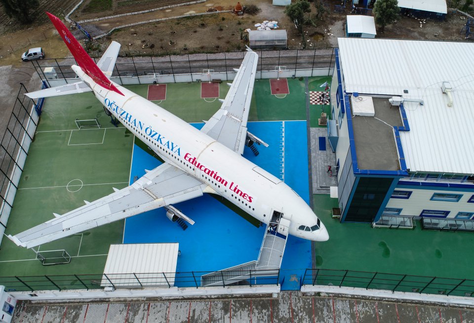 Uçağı eğitim yuvasına çevirdiler - 21