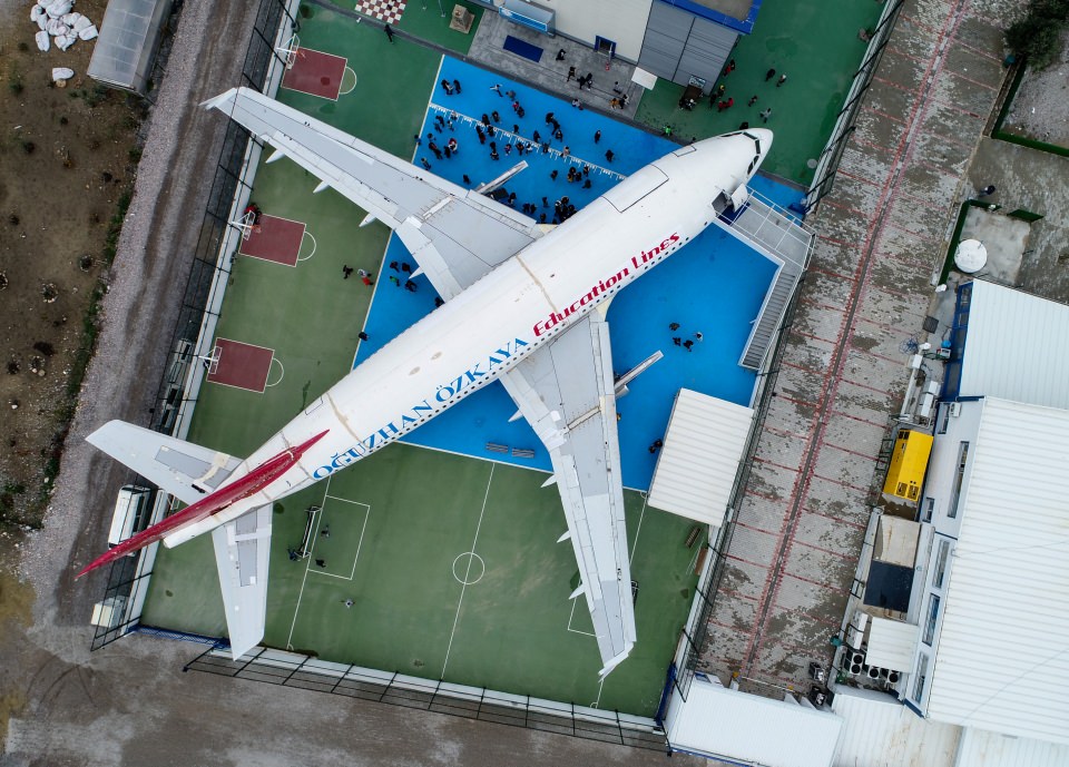 Uçağı eğitim yuvasına çevirdiler - 24