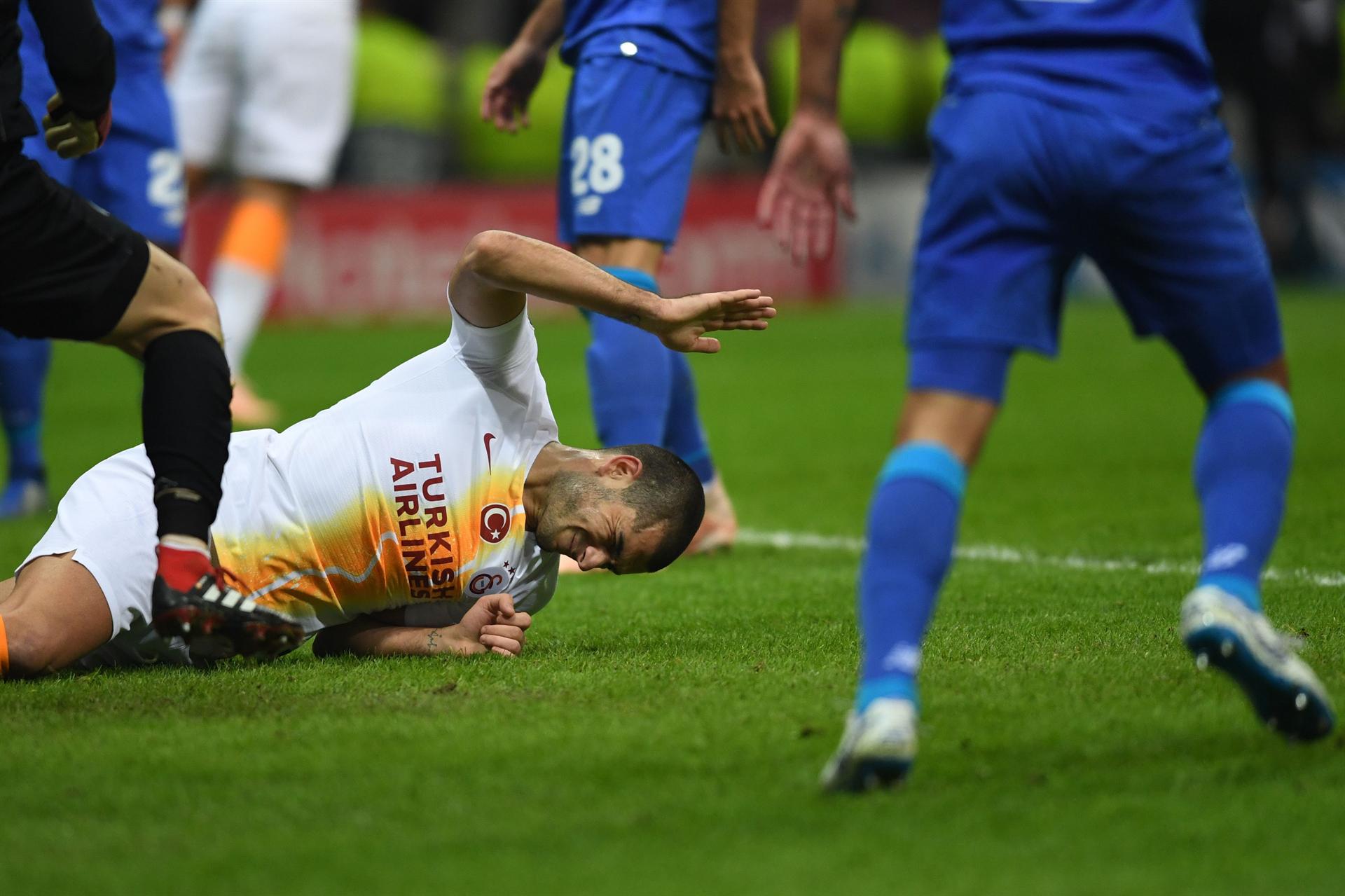 Galatasaray'a Schalke'den  ince gönderme - 8