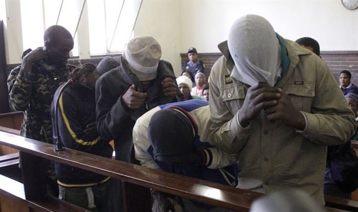 İnsan eti yemekten bıktım diyen, büyücü yakalandı - 8