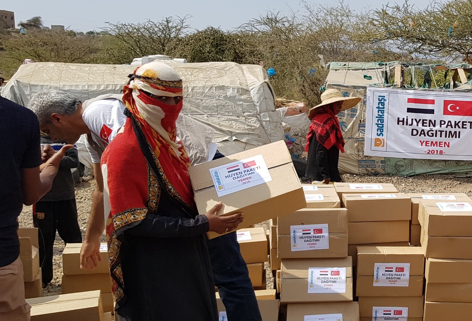Sadakataşı Derneğinden Yemen'e yardım - 8