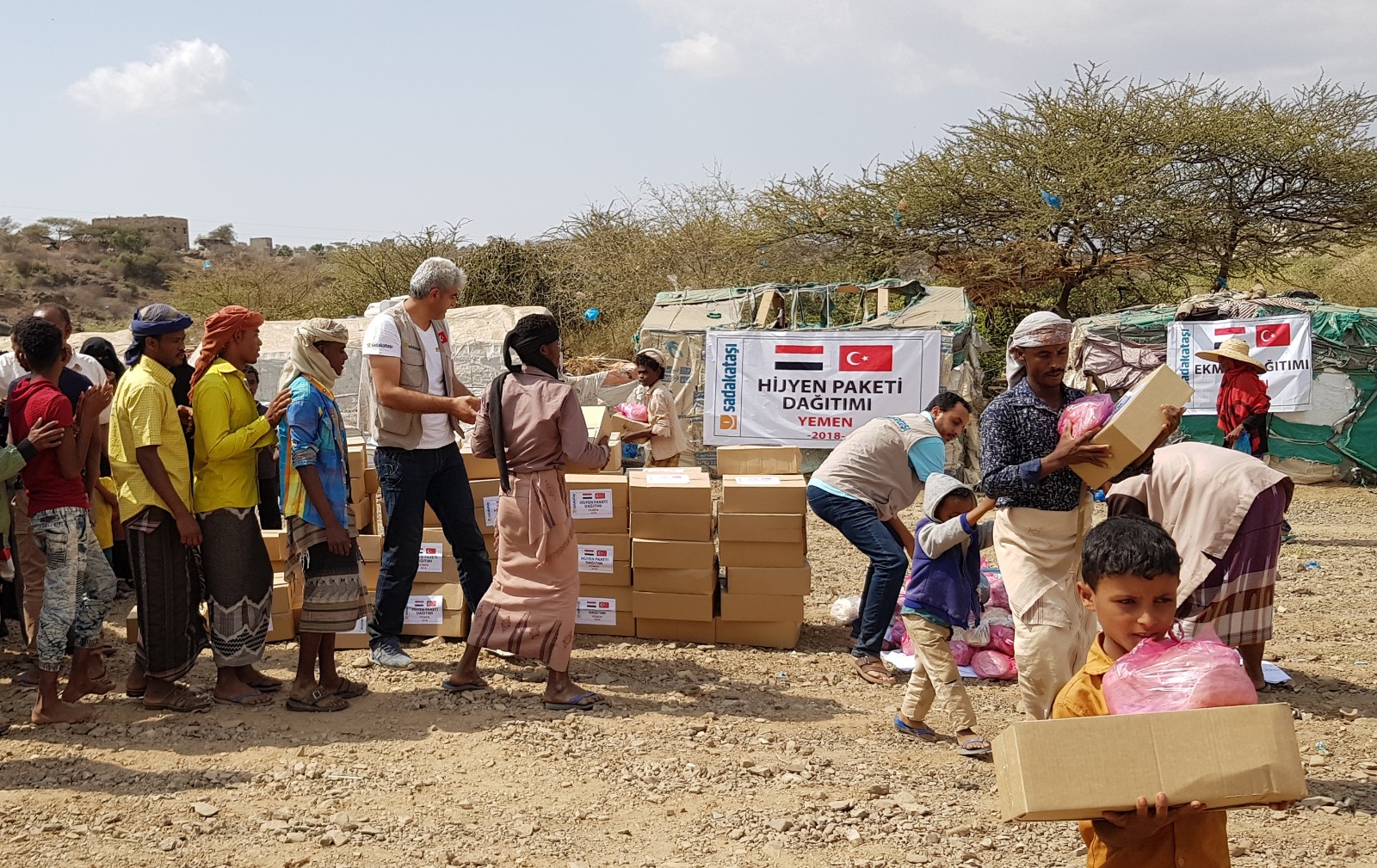 Sadakataşı Derneğinden Yemen'e yardım - 9