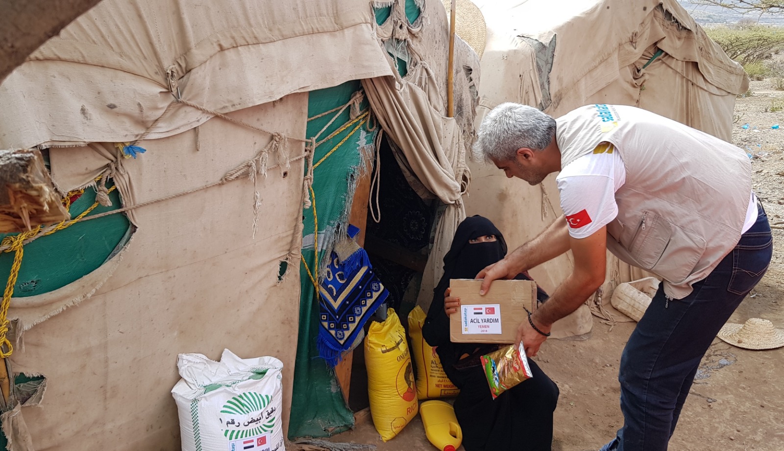 Sadakataşı Derneğinden Yemen'e yardım - 14