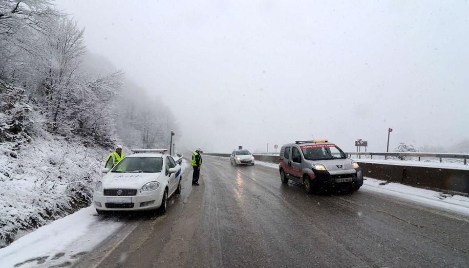 Kar'da araba sürerken dikkat edilmesi gerekilenler - 12