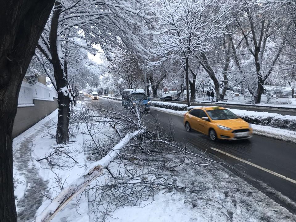 Kar'da araba sürerken dikkat edilmesi gerekilenler - 11
