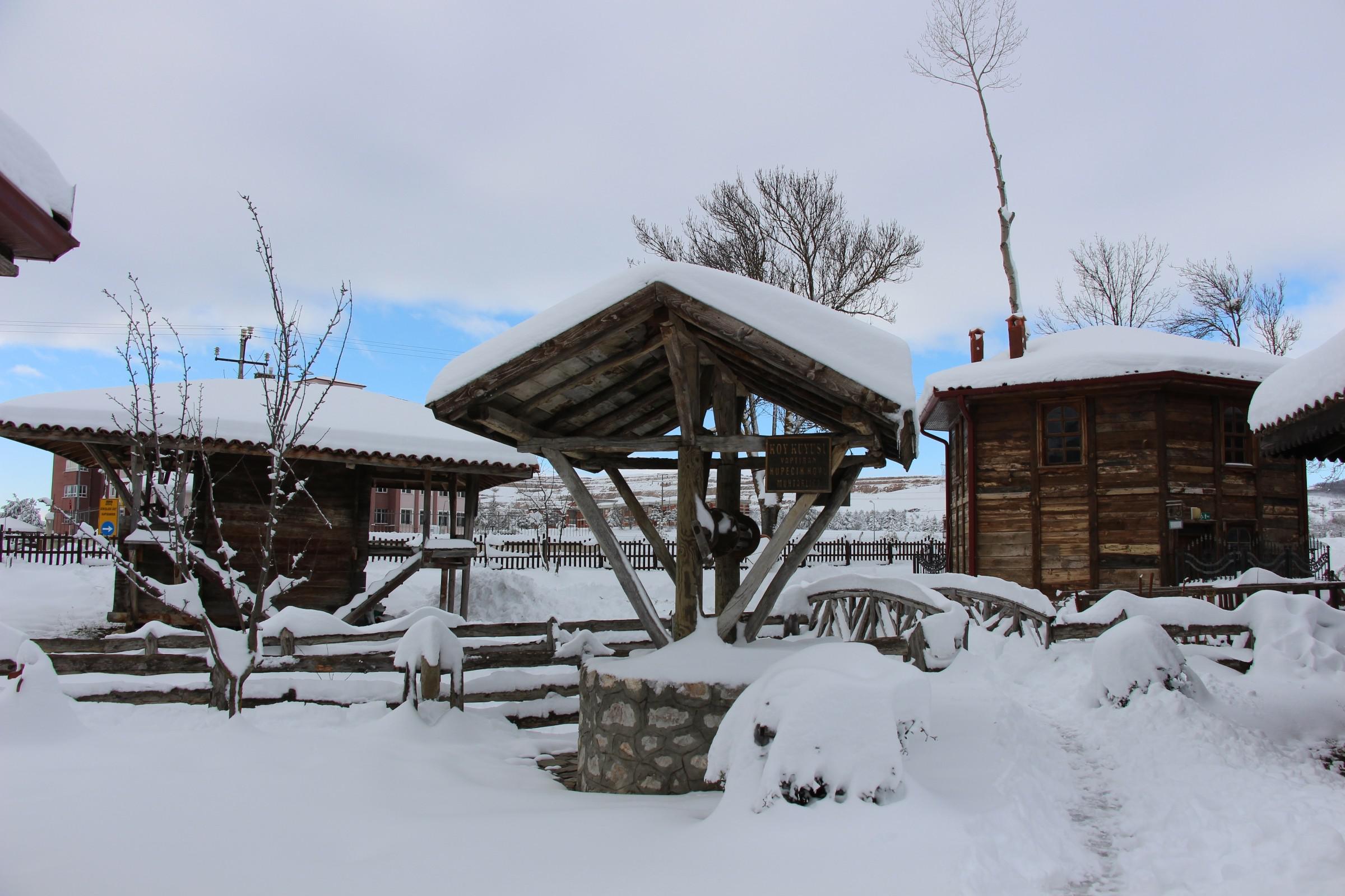 Açık hava müzesi karlar altında kaldı - 5