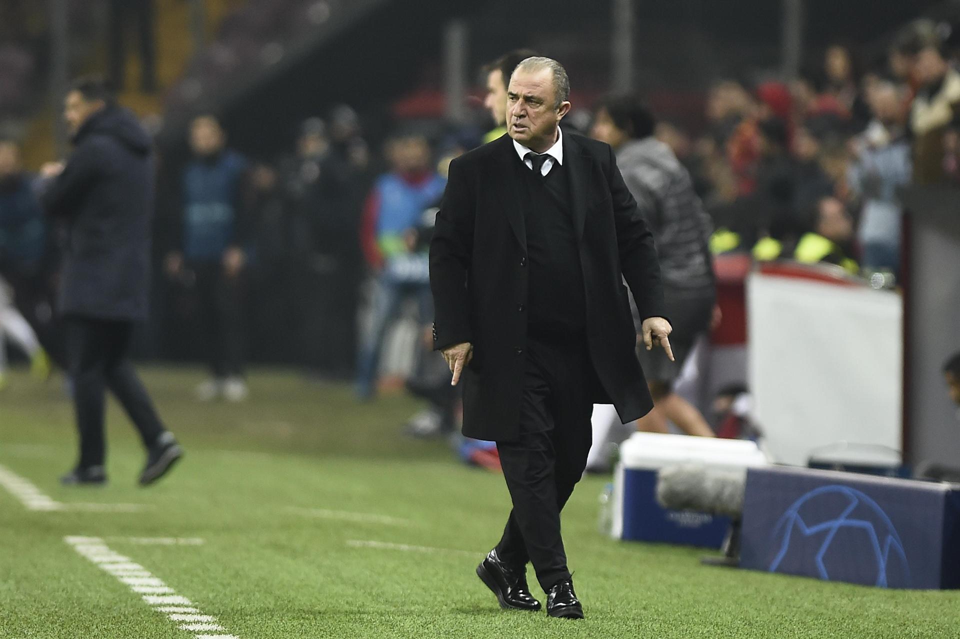 Galatasaray'dan 10 futbolcu gidecek - 1