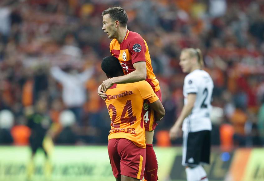 Galatasaray'dan 10 futbolcu gidecek - 8