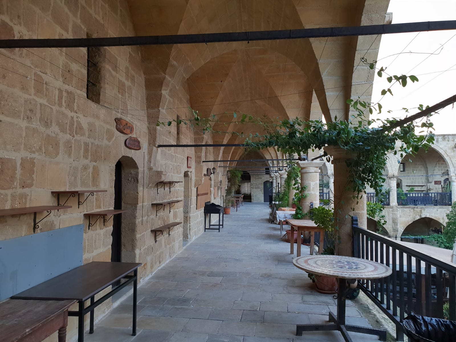 Kıbrıs'taki Osmanlı mirası 'Büyük Han' turistlerin gözde mekanı oldu - 8