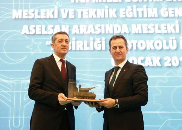 Milli Eğitim Bakanı Ziya Selçuk,' ASELSAN Mesleki ve Teknik liseler açılacak'dedi. - 12