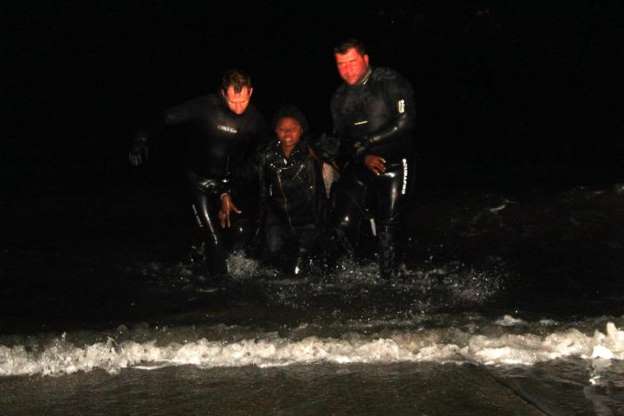 Balıkesir'de göçmenler kayıkta mahsur kaldı - 5