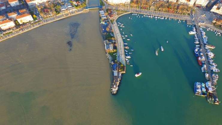 Aşırı sağanak, Marmara Denizinin renginin değişmesine neden oldu - 5