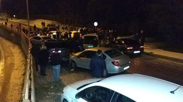 Samsun'da zincirleme kaza, 14 araç birbirine girdi - 2