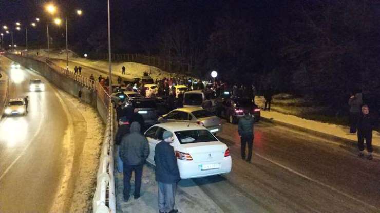 Samsun'da zincirleme kaza, 14 araç birbirine girdi - 4