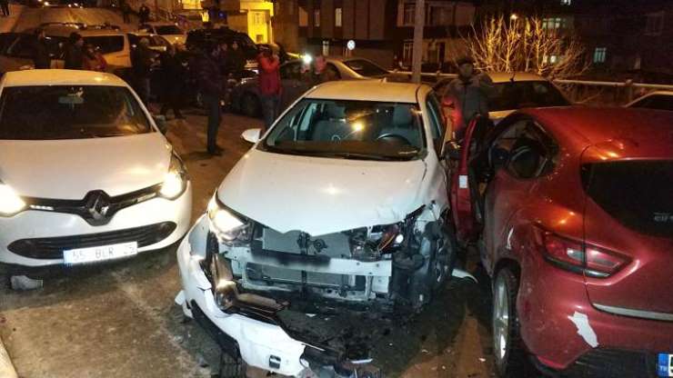 Samsun'da zincirleme kaza, 14 araç birbirine girdi - 5