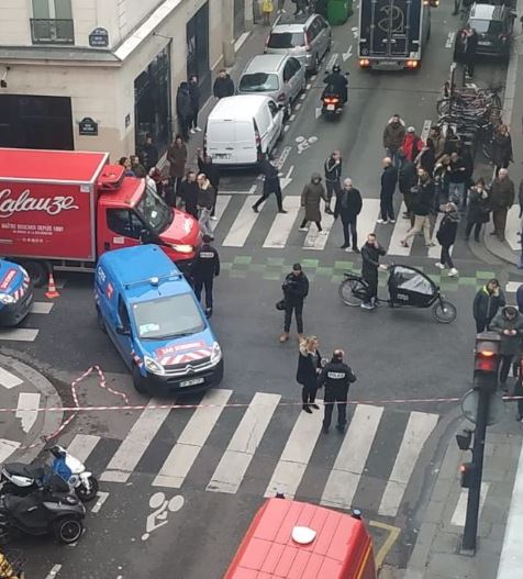 Paris'teki patlama sonrası binalar harabeye döndü - 3